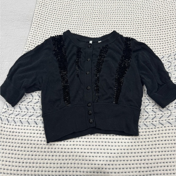 Iisli Sweaters - Black Women's Cardigan Sweater